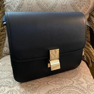 CELINE MEDIUM LEATHER BLACK BOX BAG